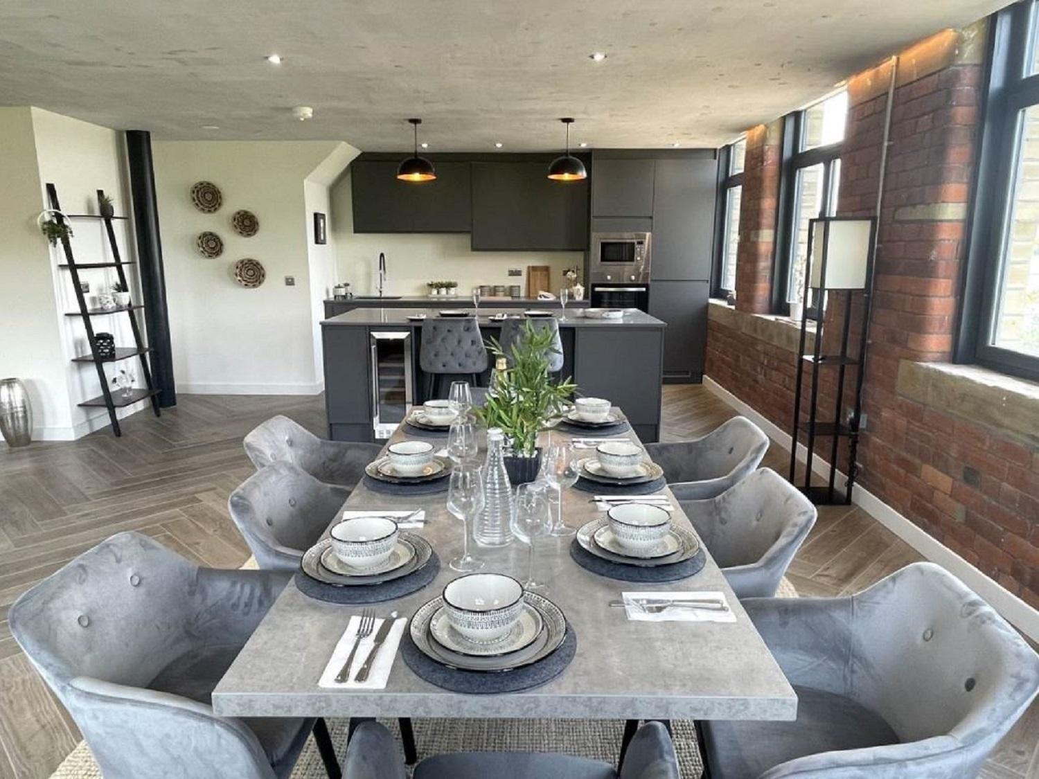 5-Bedroom Luxury Duplex Penthouse ブラッドフォード エクステリア 写真